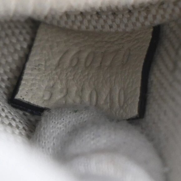 GUCCI Logo Blondie Interlocking GG Mini Shoulder Bag Leather White 728-082725 - Picture 15 of 16